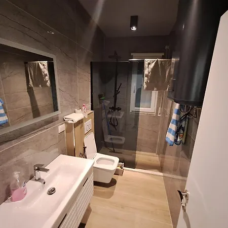 Apartment Gjon's Shengjin